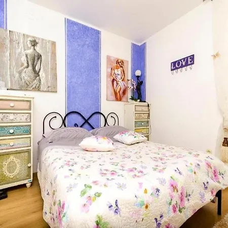 شقة Nives - Two Bedroom A3