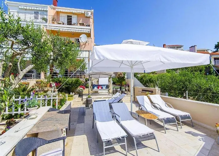 Appartement Nives - Two Bedroom A3 *